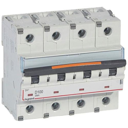 409854Legrandقاطع دورة Legrand DX3 رباعي الأقطاب 100A منحنى D
