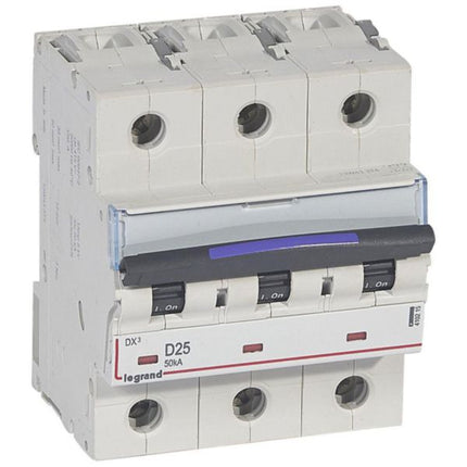 410215Legrandقاطع دائرة Legrand DX3 ثلاثي الأقطاب 25A منحنى D