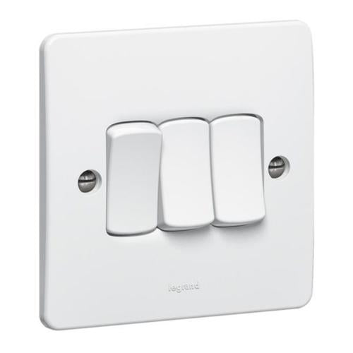 730135Legrandمفتاح Synergy أحادي القطب 3 عصابات اتجاه واحد 20A 250V أبيض