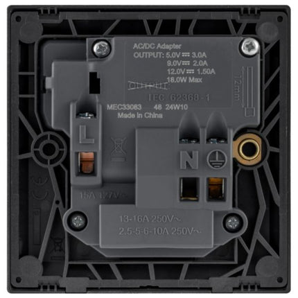 MEC33083BLLegrandمقبس أوبريا بمقبس واحد 16A متعدد المعايير مع منفذ USB من النوع C 18W أسود مات