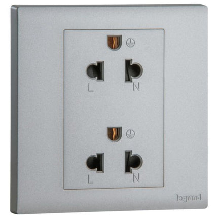 MEC31049SLLegrandمقبس أوبريا أحادي الفتحة يورو-أمريكي 16A مزدوج فضي غامق