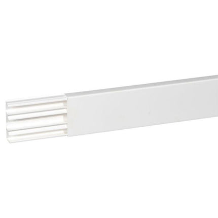 030033Legrandليجراند DLPlus مجرى صغير 3 حجرات 75x20mm أبيض