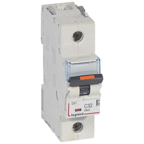 409758Legrandقاطع دائرة ليجراند DX3 أحادي القطب 32 أمبير منحنى C