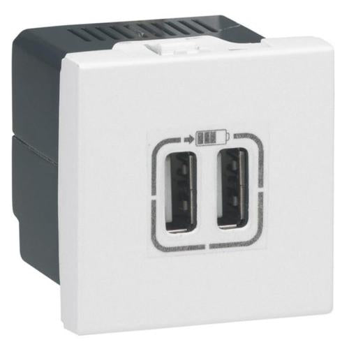 572078Legrandشاحن مصدر طاقة USB Arteor منفذ USB مزدوج 5V 1500mA أبيض