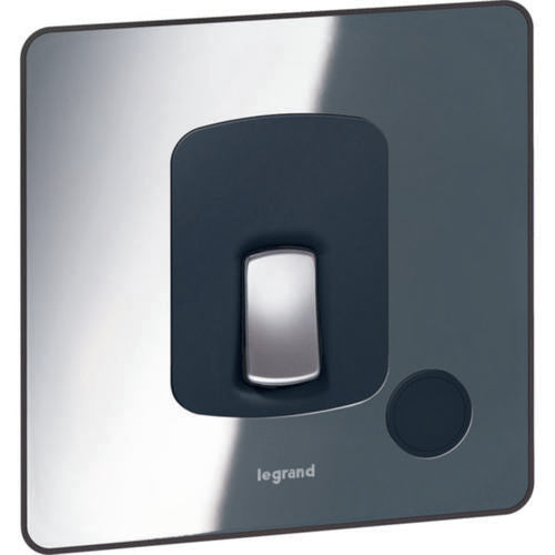 832216Legrandمفتاح Synergy Sleek ثنائي القطب 20A من الفولاذ المقاوم للصدأ المصقول