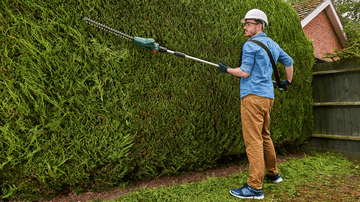 Cordless Telescopic Hedgecutter | UniversalHedgePole 18