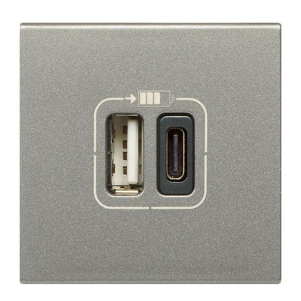 572577Legrandمقبس شحن أرتيور USB Type-A Type-C 3A 15W ماغنيسيوم