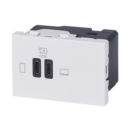077673LLegrandشاحن موزاييك USB 3 وحدات 63 واط Type-C توصيل الطاقة أبيض