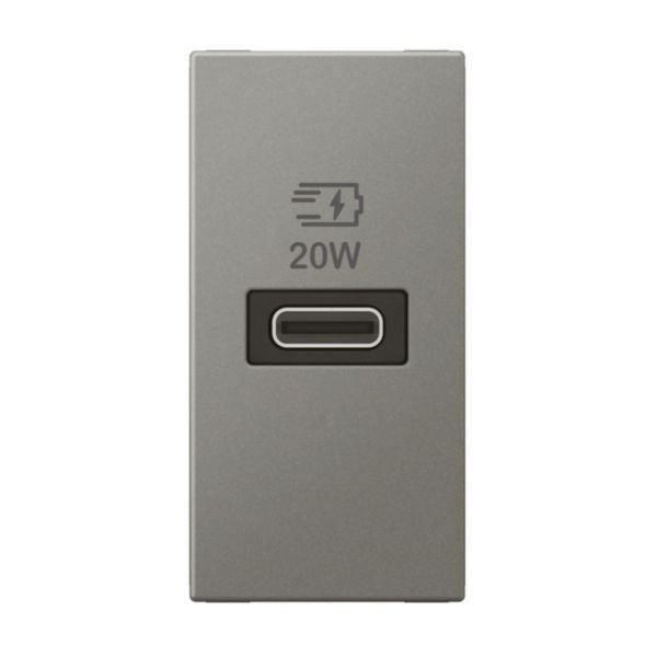 571697Legrandأرتيور وحدة USB من النوع سي بتسليم الطاقة 20W ماغنيسيوم