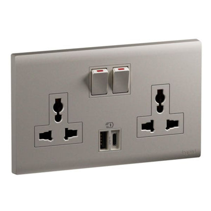 MEC33077CHLegrandمقبس أوبريا ثنائي المجموعة 16A متعدد المعايير مع USB A+C 27W لون شمبانيا