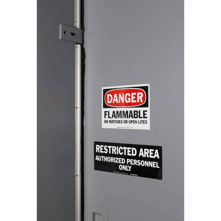 B30 Series Continuous Indoor Outdoor Vinyl Labels