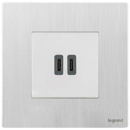 281210BALegrandشاحن USB Mallia Senses بـ 2 وحدات 30W مع تقنية Power Delivery