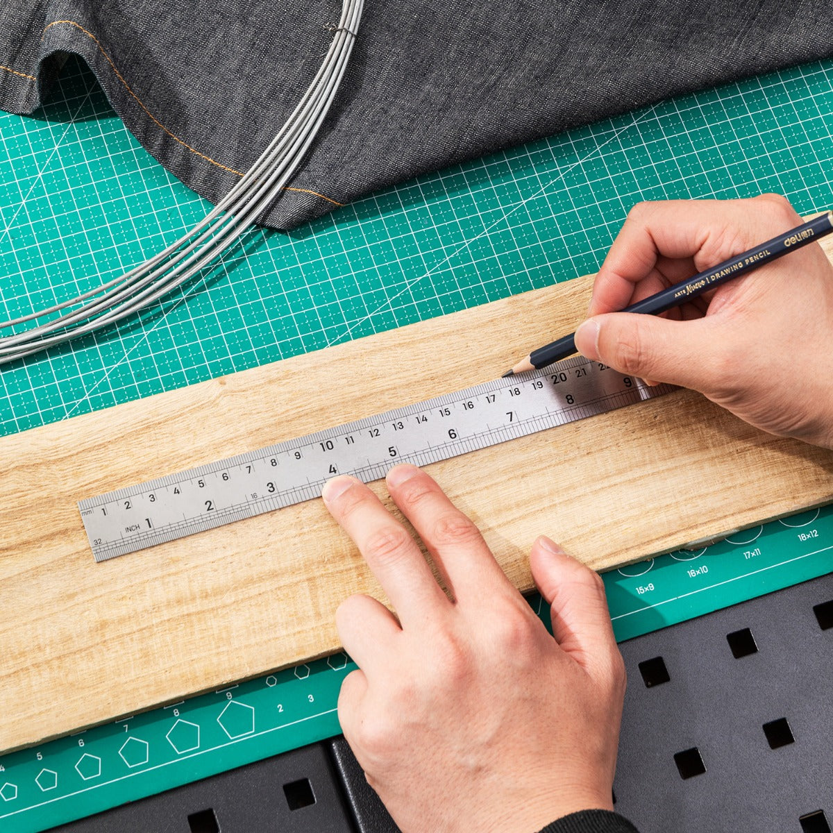 Best Buy Ruler Buy Deli Steel Ruler 300mm | EDL8030Y at best price from Toolmart ...