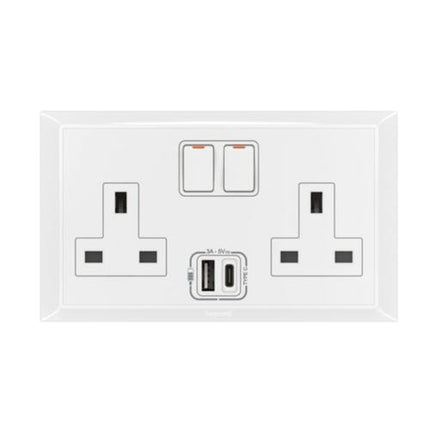 617644Legrandبيلانكو إس منفذ مقبس مفتاح ثنائي 13 أمبير USB أبيض