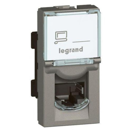 572849Legrandمقبس Legrand Arteor RJ45 فئة 6A UTP وحدة واحدة مغنيسيوم