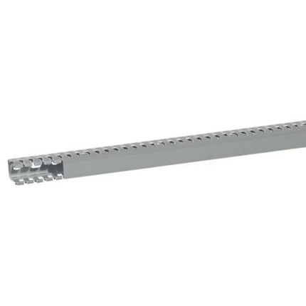 636101Legrandقناة كابلات ترانسكاب من ليجراند مع غطاء 25x40 ملم رمادي