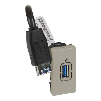 572576Legrandمقبس بيانات USB أنثى Arteor موصول مسبقاً بوحدة واحدة شمبانيا