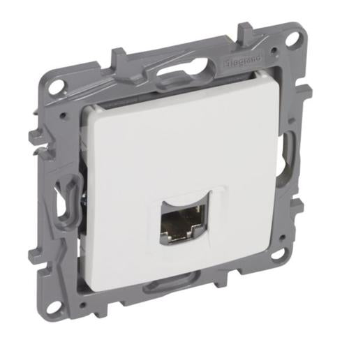 764575Legrandمقبس نيلويه RJ45 فئة 6 STP أبيض مثبت بالفلاش