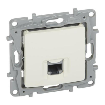764671Legrandمقبس نيلوé RJ45 Cat.5 UTP محمي 360° عاجي