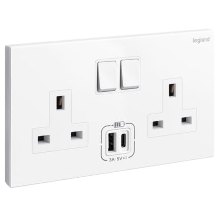 282443Legrandجاليون منفذ كهربائي بريطاني معياري ثنائي مع شواحن USB