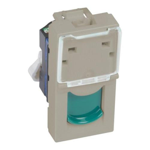 572880Legrandمقبس Arteor RJ45 الفئة 6 UTP وحدة واحدة شمبانيا مع مصراع أخضر