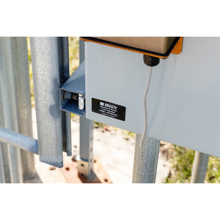 76 mm Core Weather Resistant Polyester Outdoor Labels