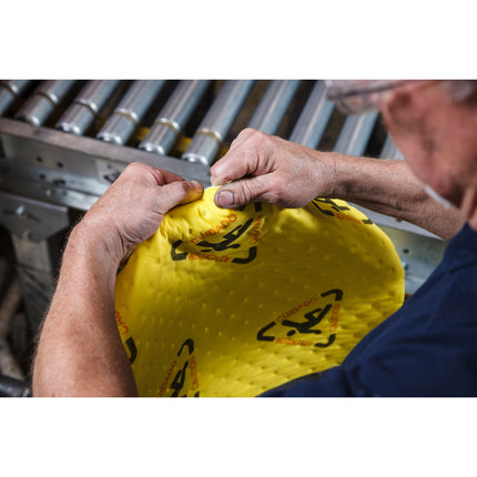 BrightSorb High Visibility Safety Absorbent Roll