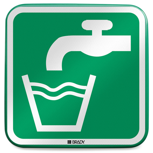 ISO Safety Sign  Drinking water