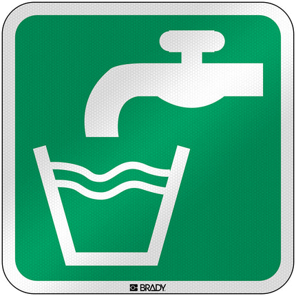 ISO Safety Sign  Drinking water
