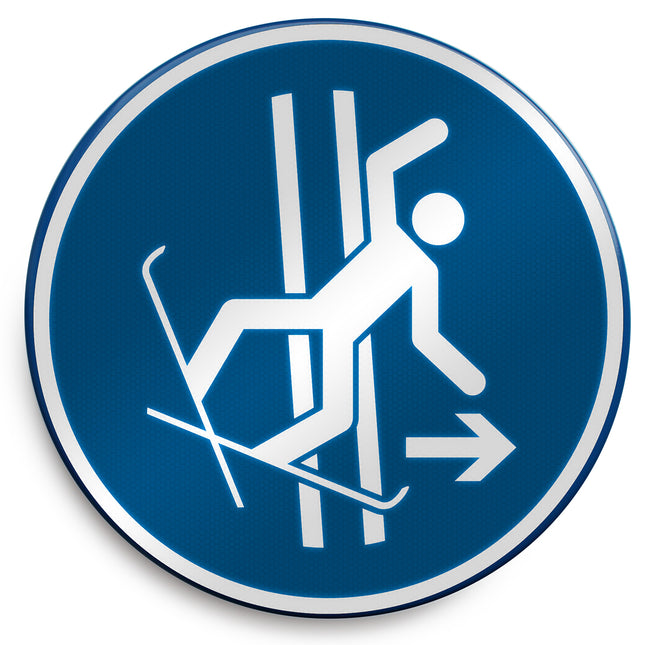 ISO Safety Sign  Immediately leave the towtrack in the event of falling