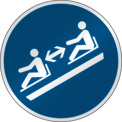 ISO Safety Sign  Keep distances