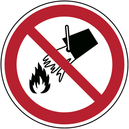 ISO Safety Sign  Do not extinguish with water