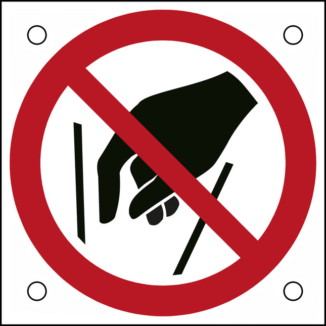 ISO Safety Sign  No reaching in