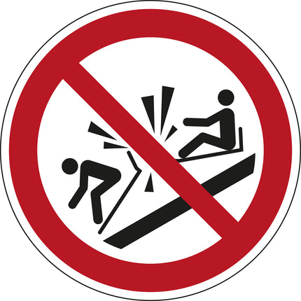 ISO Safety Sign  Do not ram into toboggan