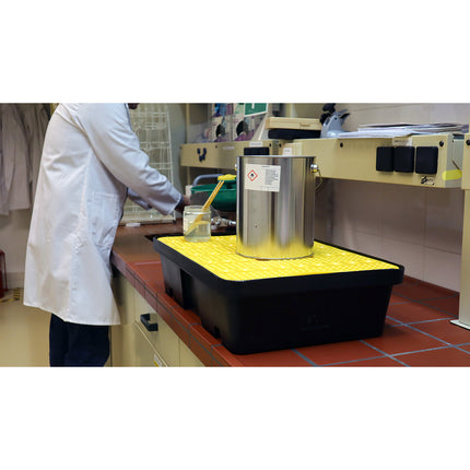 Spill Tray 20 Litre Black Base Yellow Platform