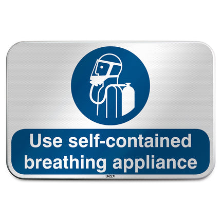 ISO Safety Sign  Use selfcontained breathing appliance