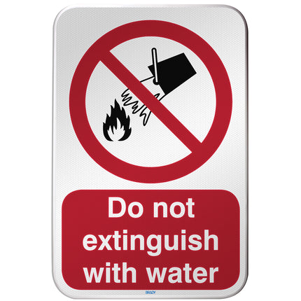 ISO Safety Sign  Do not extinguish with water