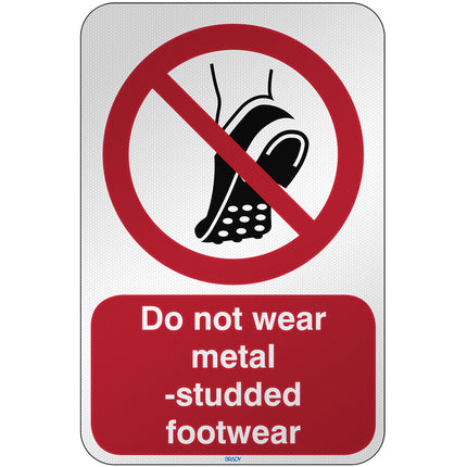 ISO Safety Sign  Do not wear metalstudded footwear