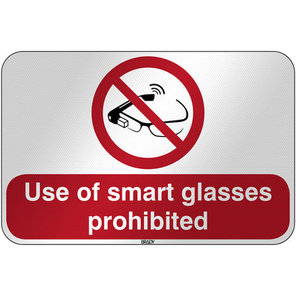 ISO Safety Sign  Use of smart glasses prohibited