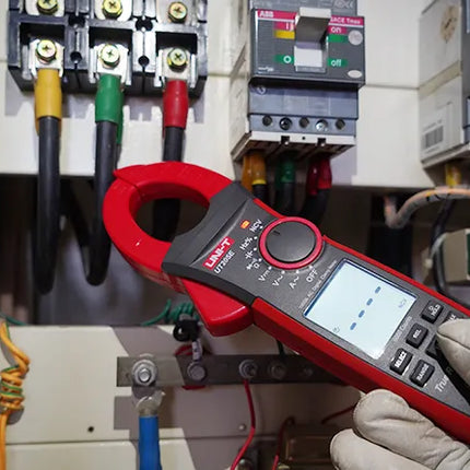 UNI-T True RMS Digital Clamp Meter 1000A | UT208B
