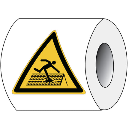 ISO Safety Sign  Fragile roof
