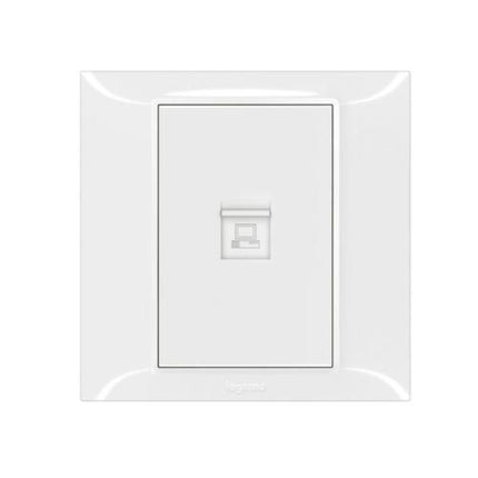 617691Legrandموصل شبكة Belanko S RJ45 UTP فئة 6 أبيض