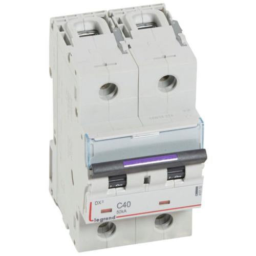 410152Legrandقاطع دائرة ليجراند DX3 ثنائي القطب 40 أمبير