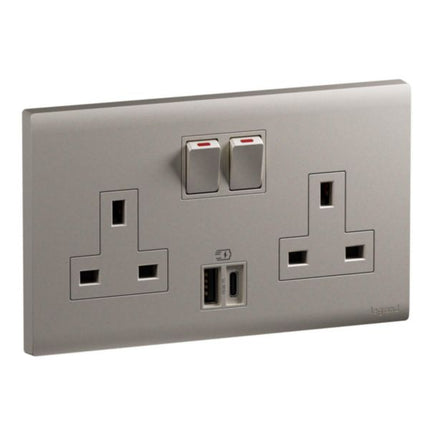 MEC33090CHLegrandأوبريا مقبس تبديل ثنائي BS 13A مع USB A+C 15W ذهبي