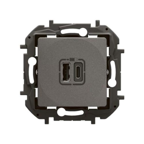 NP3403MGLegrandشاحن نيلوي المزدوج USB من النوع A+C رمادي متوسط 5V 3A