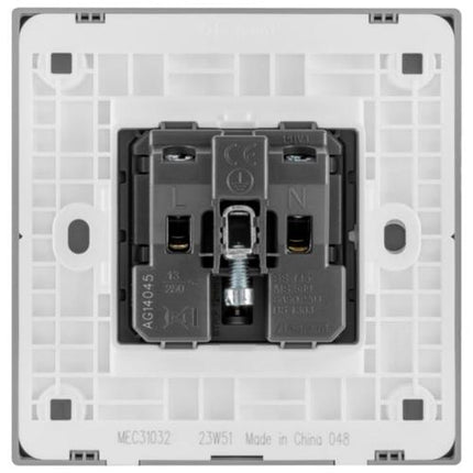 MEC31032WHLegrandمقبس Obria أحادي الفتحة BS 13A بدون مفتاح - أبيض غير لامع