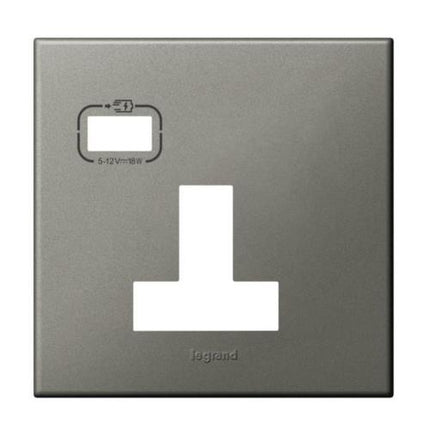 575463Legrandلوحة ليجراند بفتحة واحدة BS 13A أحادية القطب مع USB-C مغنيسيوم
