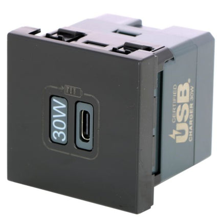 079185LLegrandمقبس شاحن Mosaic Power 30W USB Type-C أسود