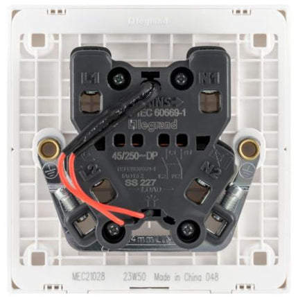 MEC21028CHLegrandمفتاح أوبريا أحادي المجموعة 45A ثنائي القطب مع مؤشر LED أحمر شمبانيا
