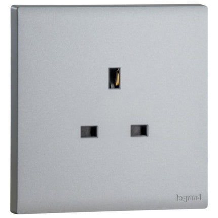 MEC31032SLLegrandمقبس Obria أحادي الوحدة معيار BS 13A بدون مفتاح فضي غامق